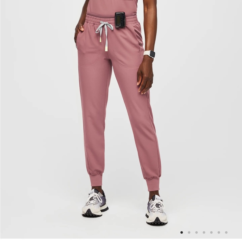 MARI SKINNY jogger scrub pants in SPACE NAVY NOT mauve